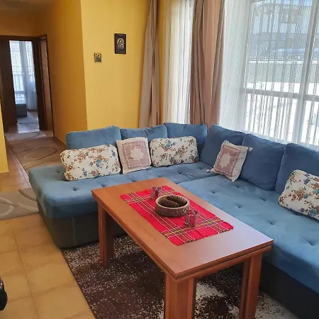 Koko's 2 Apartment