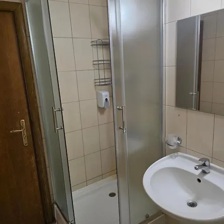 Koko's 2 Apartment