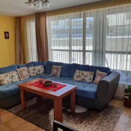 Koko's 2 Apartment